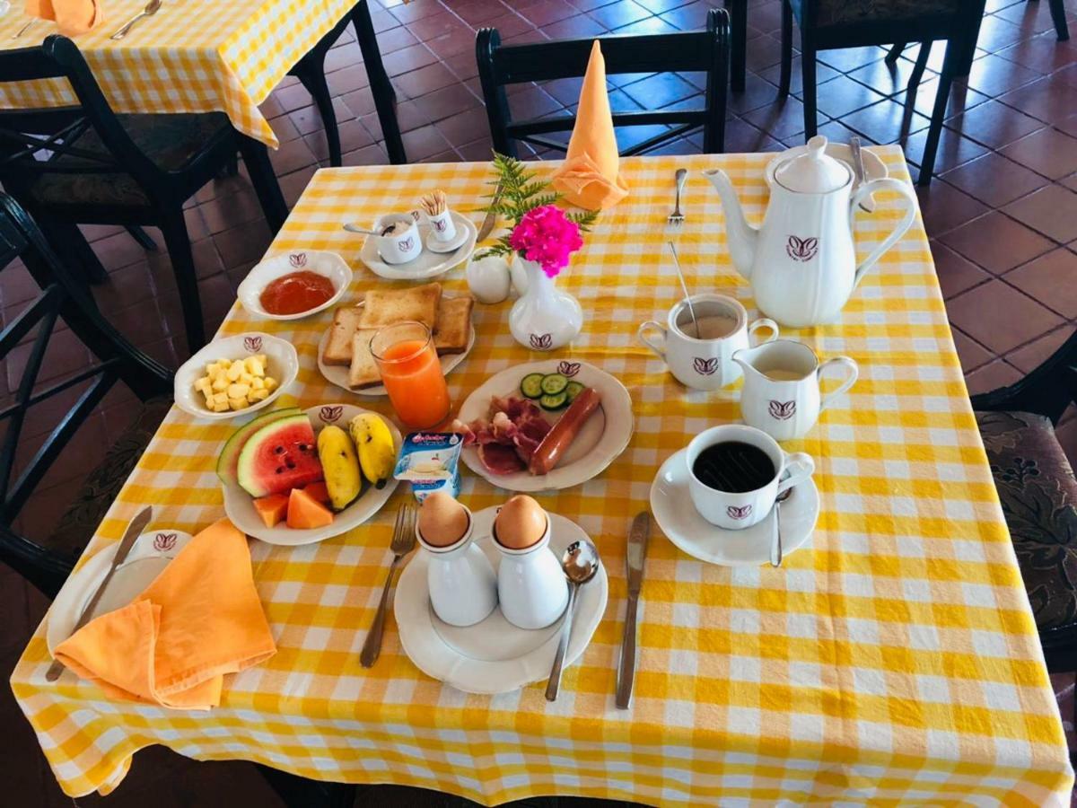 Hotel Country Comfort Элла Экстерьер фото